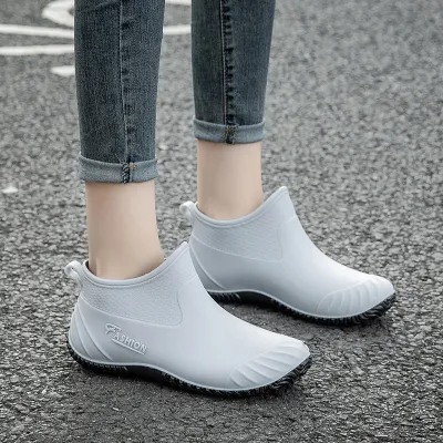 BELLE WALK FEMALE SLIPPERS